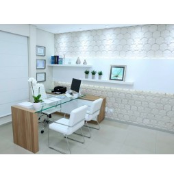 Clarity Desk